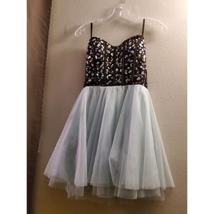 Teeze Me Teacup Strapless sweetheart dress